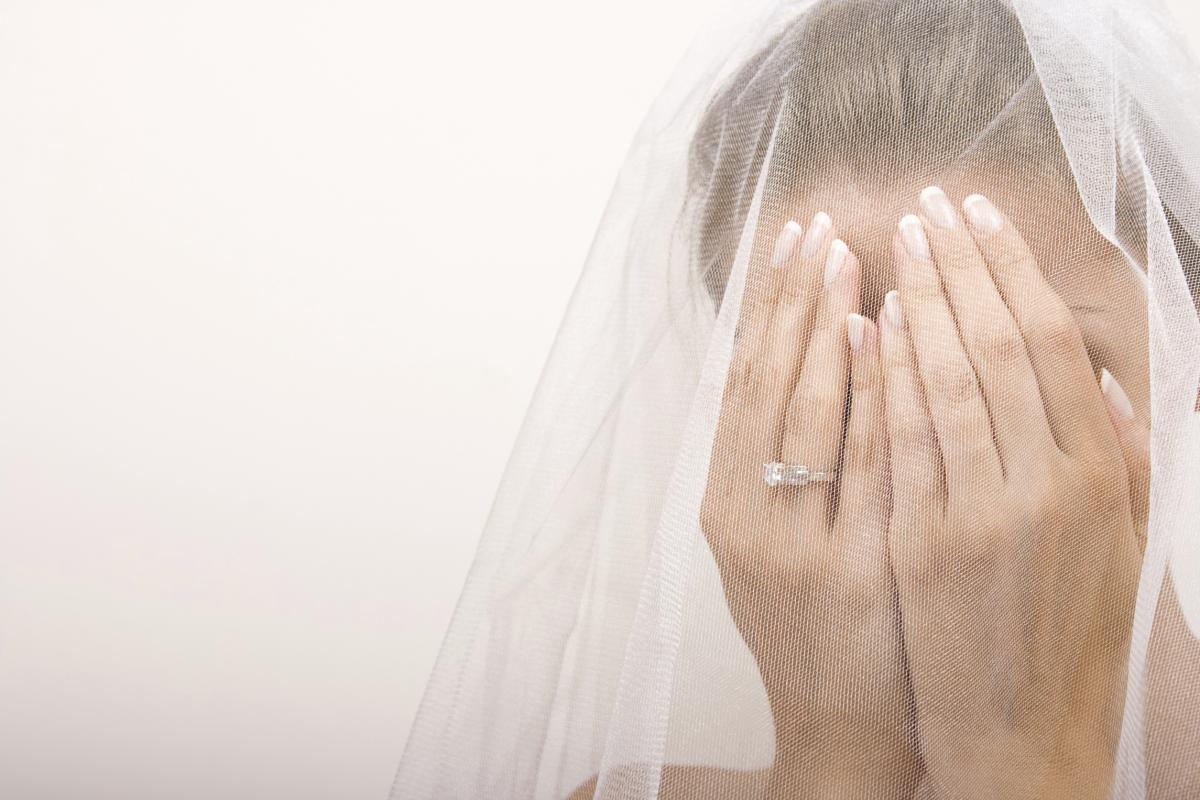 sad bride crying