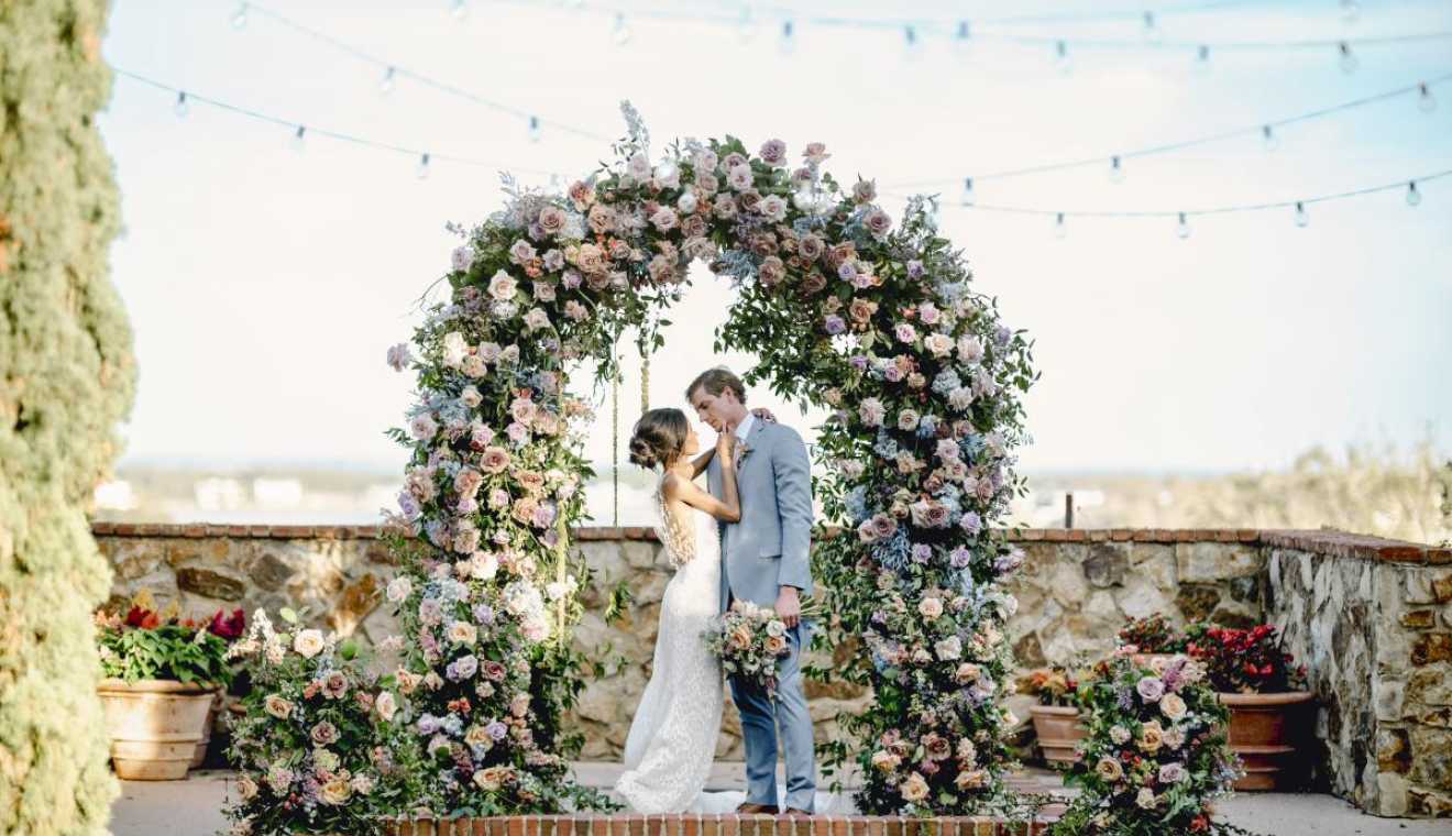 Michigan top wedding photographer