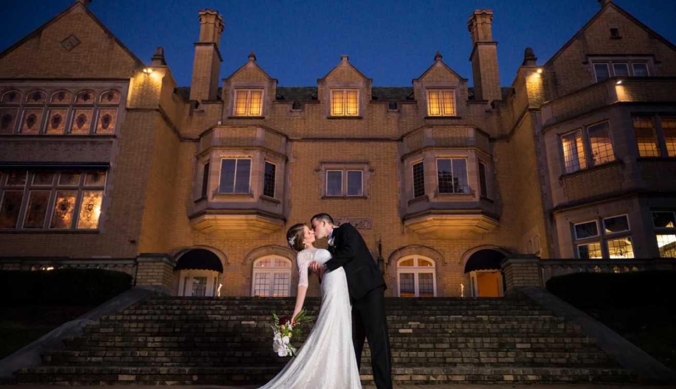 Kelsey and Greg | Laurel Hall | Marie Gabriel Couture | Isibeal Studio | Dauss FOTO