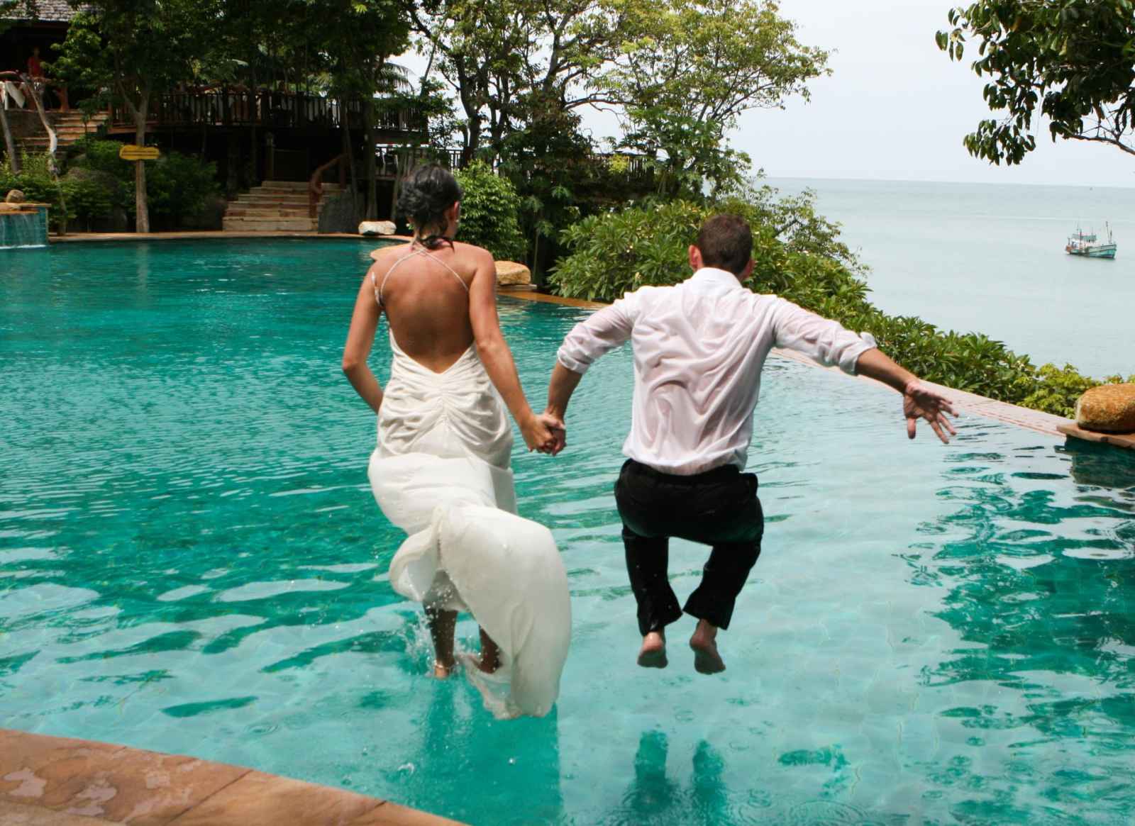 trash the dress