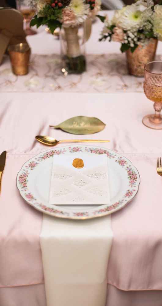 stunning tablescape
