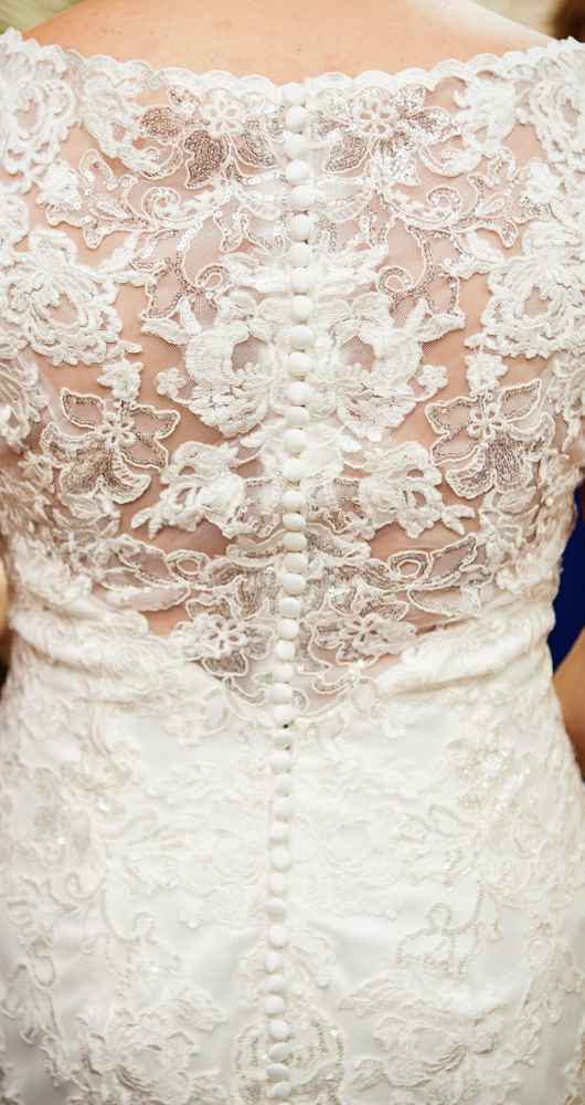 back of maggie sottero dress
