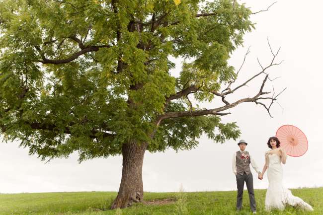 Vintage Bride & Groom Under Tree