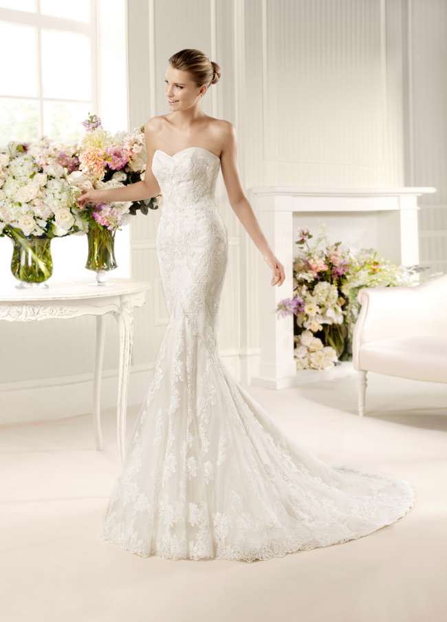  La Sposa lace mermaid gown
