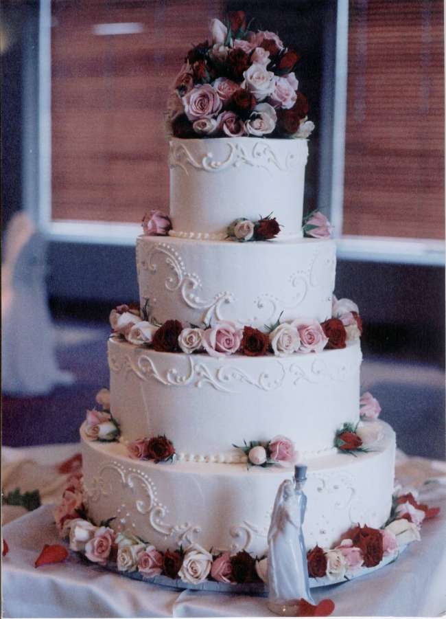 White wedding cake with flowers