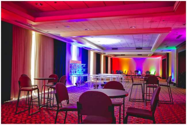 Cocktail Hour at Wyndham Indianapolis West