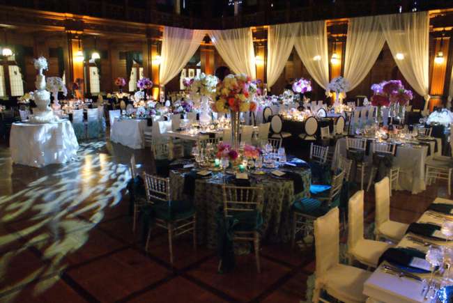 Trendy wedding decor