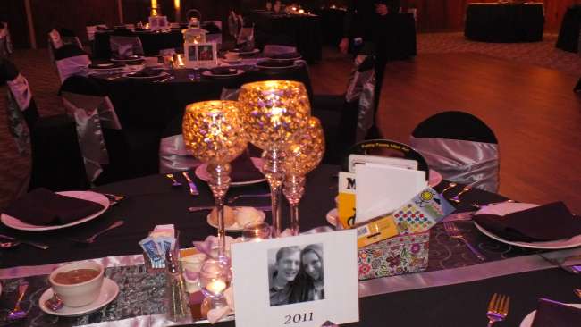Gold, Black & Pink Tablescape