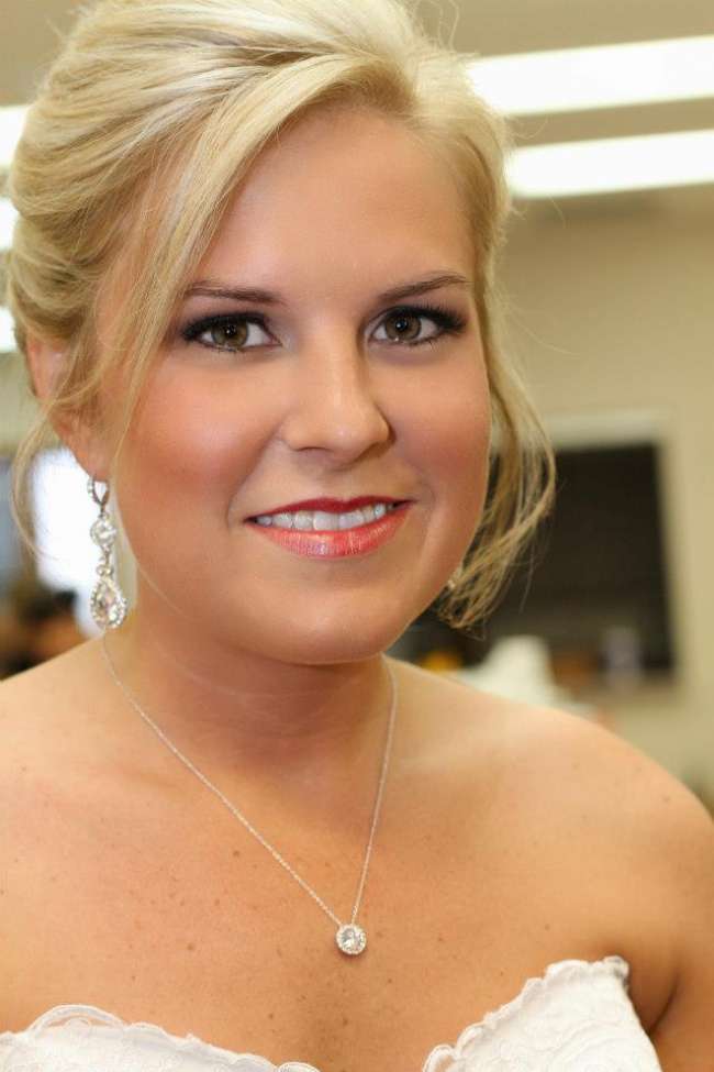 Flawless makeup on bride