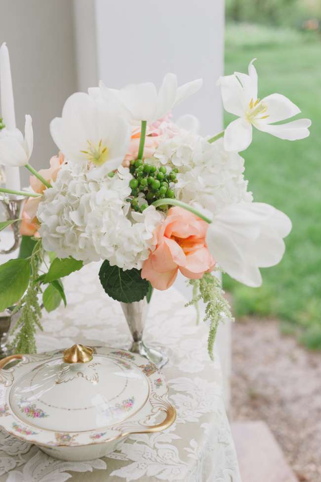 Flower arrangement for centerpieces